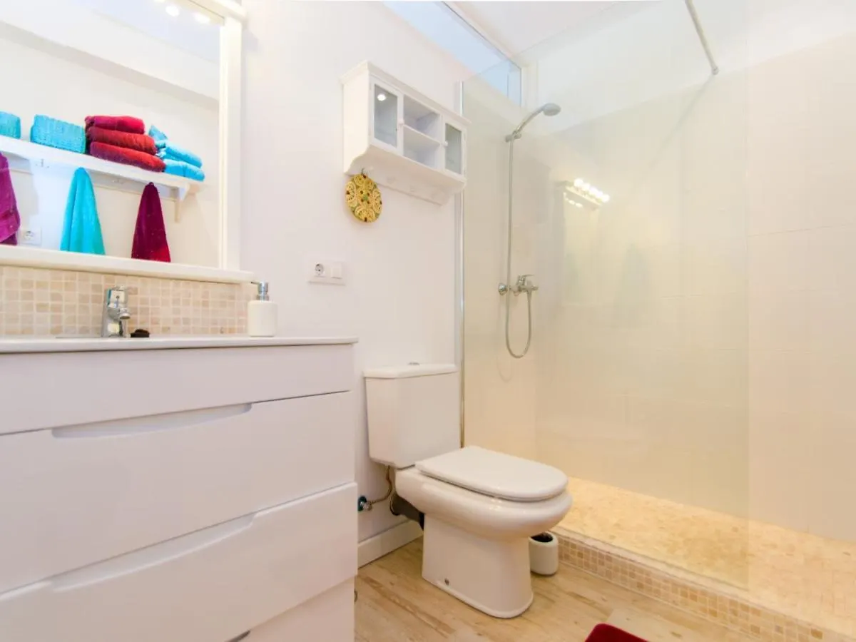 Apartment Oiza Sand Castles 23 At Alcudia Beach, Wifi And Aircon