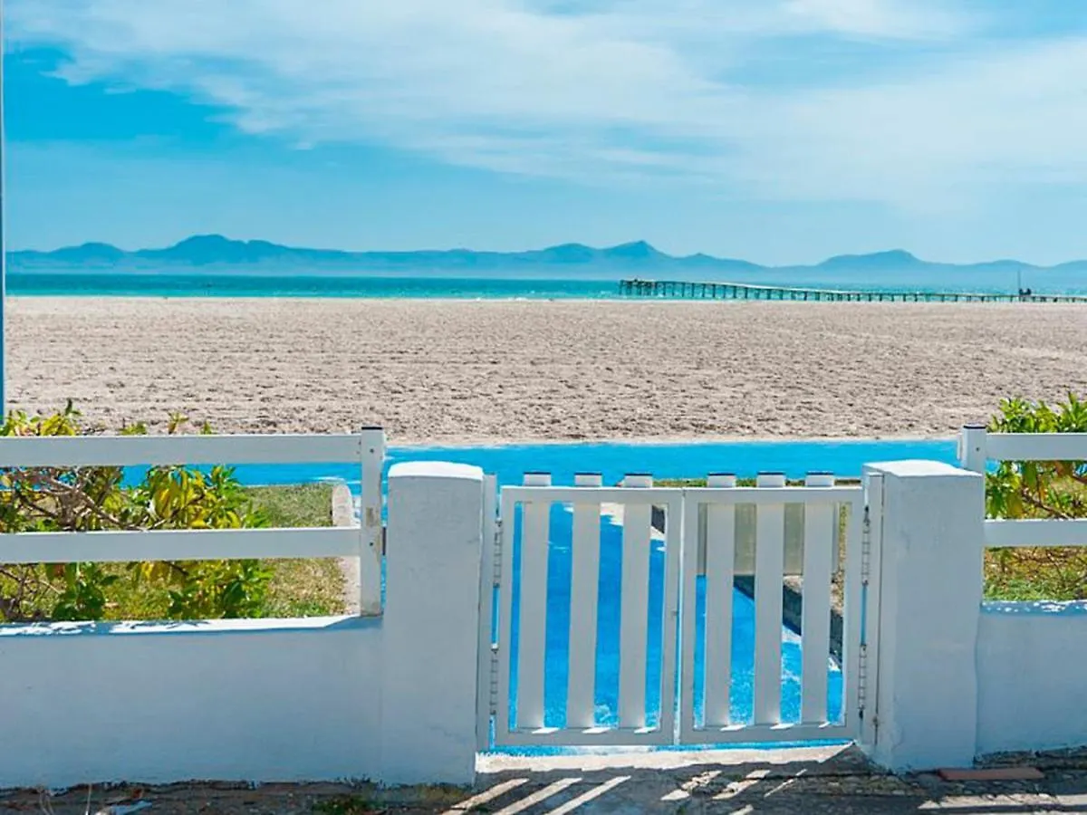 Apartment Oiza Sand Castles 23 At Alcudia Beach, Wifi And Aircon
