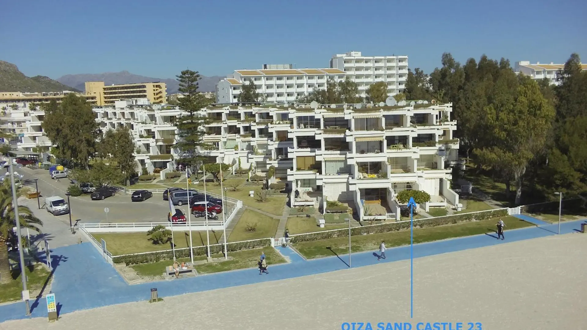 Apartment Oiza Sand Castles 23 At Alcudia Beach, Wifi And Aircon